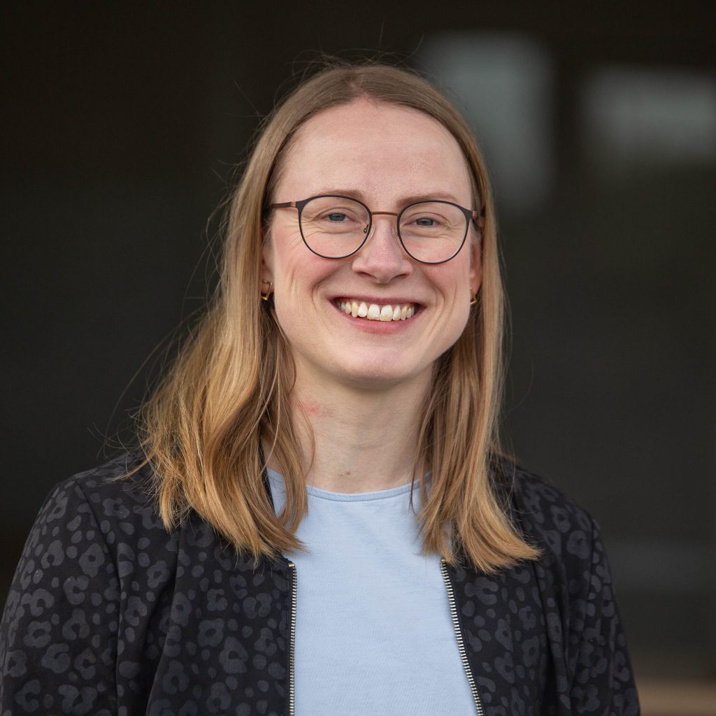 Auf dem Bild ist Maria Zimmermann zu sehen.