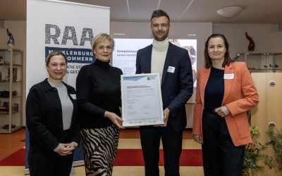 Kooperationsvertrag für das Kompetenzzentrum Lernen durch Engagement M-V unterzeichnet