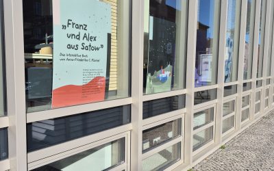 Geschichte am Fenster: Regionalbibliothek in Neubrandenburg zeigt „Die Geschichte von Franz und Alex aus Satow“